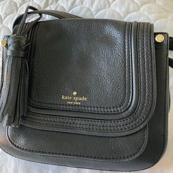 kate spade Handbags - Kate Spade crossbody bag